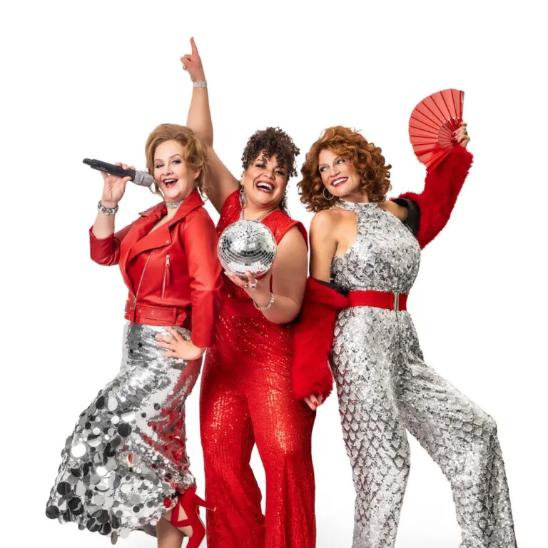 Girls on Fire 3 - Hilke Bierman, Jeannine La Rose & Nicole Berendsen